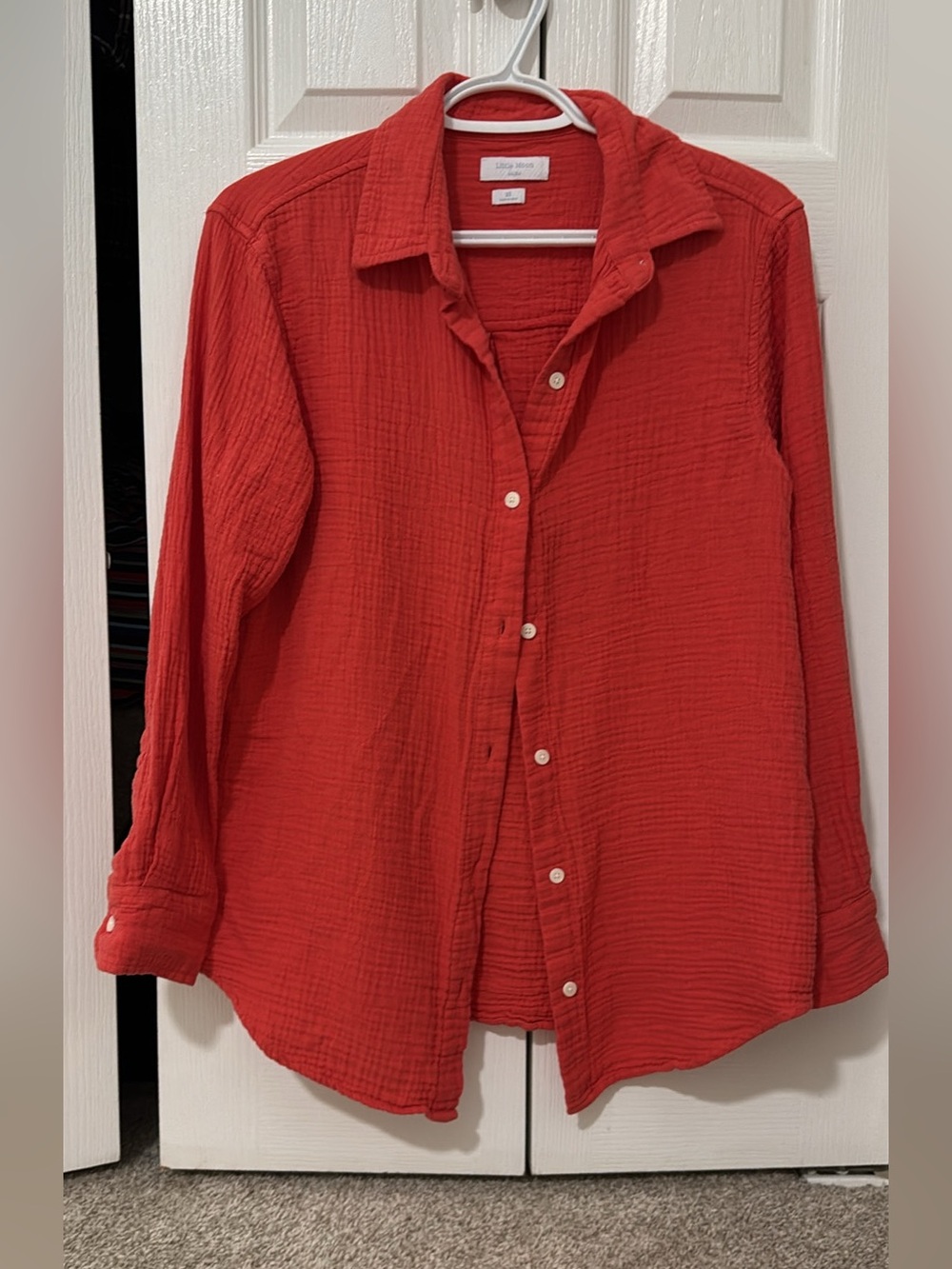 Aritzia little moon sail shirt